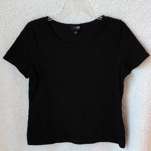 east 5th L black top